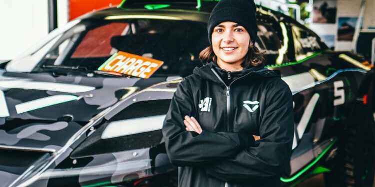 Jamie Chadwick, la piloto femenina de Veloce Racing