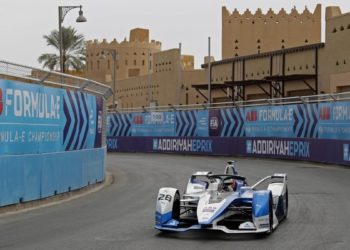 EPrix nocturno de Diriyah podría cambiar de escenario