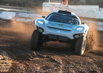 CUPRA prepares at full speed for the first Extreme E race