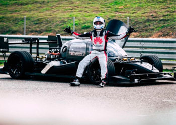 Di Grassi leads tests against autonomous Roborace cars