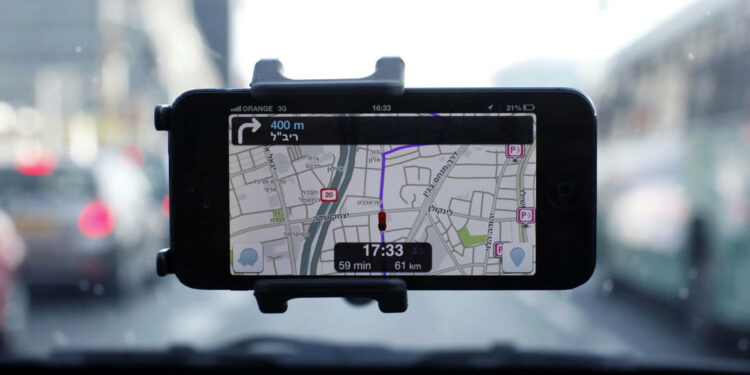 Google Maps will notify users when they will enter a Low Emissions Zone