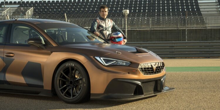 Jordi Gené eager to start battling in the PURE ETCR