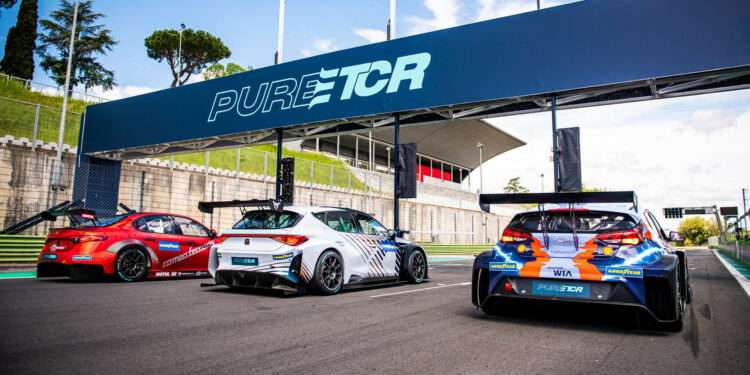 Equipo Romeo Ferraris, satisfecho con las pruebas de la PURE ETCR