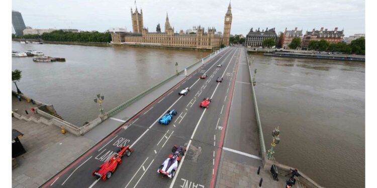 Drivers and teams pressure Formula E to change format in London