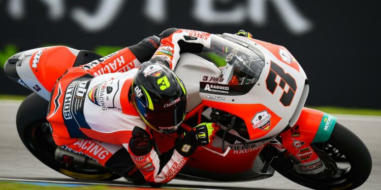 Lukas Tulovic, un portento alemán que da señales de triunfo en la MotoE