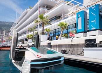 Futur-E: El Barco eléctrico que sorprende a todos con su deportividad
