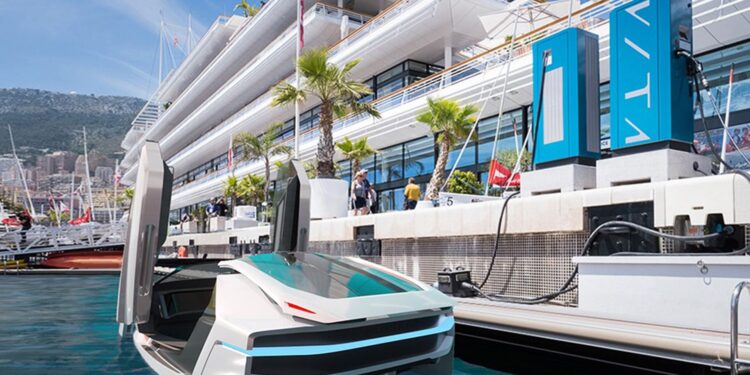 Futur-E: El Barco eléctrico que sorprende a todos con su deportividad