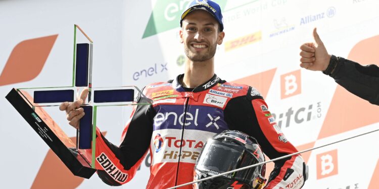 Lukas Tulovic domina en Austria y todo se definirá en la última jornada