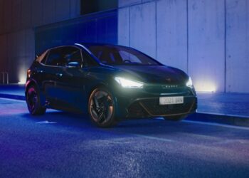 Cupra Born Hits the Market to Challenge Semiconductor Crisis