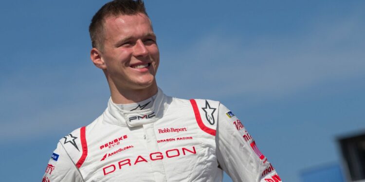 Günther Signs with Nissan and Continues on Formula E Track