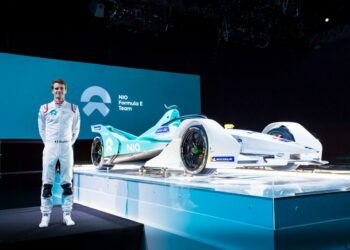 Oliver Turvey: An Engineer applying his Knowledge behind the Wheel in Formula E