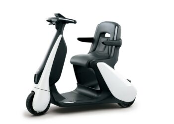 C+Walk T: A Three-Wheeled Electric Vehicle to Evolutionize Mobility