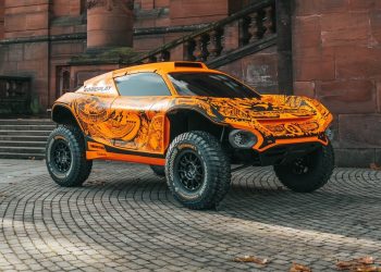 Así es el ODYSSEY 21 que McLaren usará en Extreme E