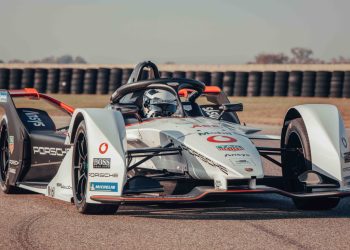 Porsche Admits that Decision to Enter F1 Could Influence Continuity in Formula E