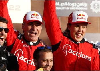 Watch Out ACCIONA | Sainz XE Team! Fast at the Desert X Prix and Going All-out