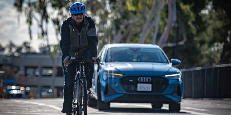 Audi Tests Technological Tool to Avoid Accidents with Cyclists