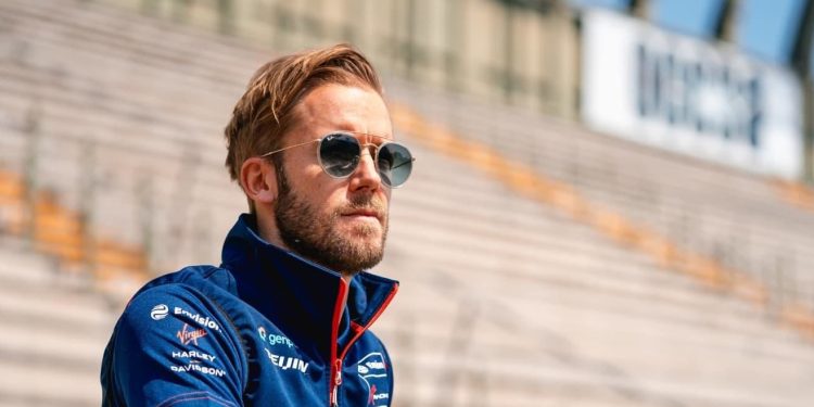 Sam Bird Waves Goodbye to Formula E Season