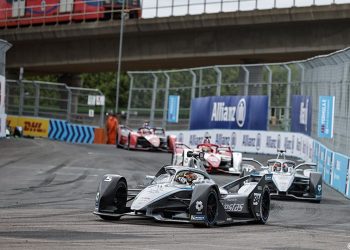 Vandoorne’s Solid Performance in London Puts Him on the Brink of the Title