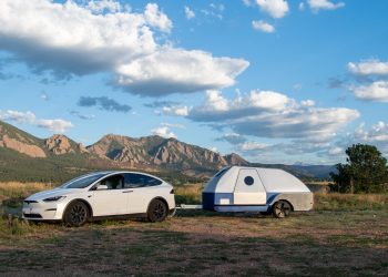 Discover “The Boulder”: A Luxury High-Tech Electric Trailer