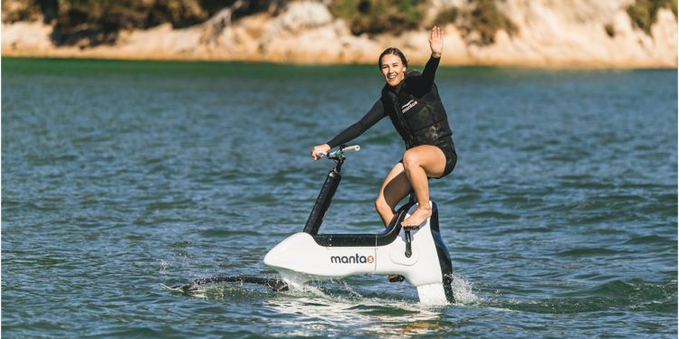 Manta5 Hydrofoiler XE-1: The Bike Designed for the Sea