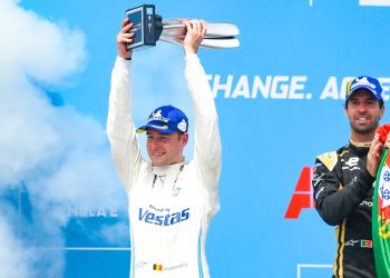 Stoffel Vandoorne to Defend Formula E Title with an Eye on F1