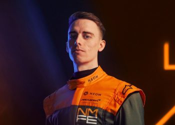 Jake Hughes completa el staff de pilotos de McLaren
