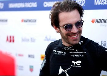 Vergne pone la clasificación de pilotos al rojo vivo
