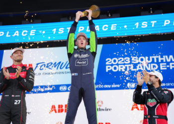 Cassidy and Dennis Star at Portland Debut