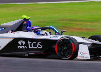 Nick Cassidy Leads Pre-Season Testing