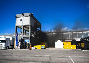 Fire Suspends Formula E Pre-Season Testing