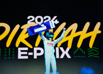 Dennis and Cassidy Shine in Saudi Arabia