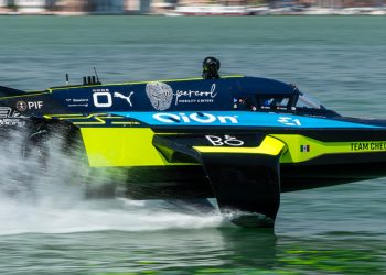E1 Series potencia asociación con QiOn en pro de las carreras marítimas sostenibles